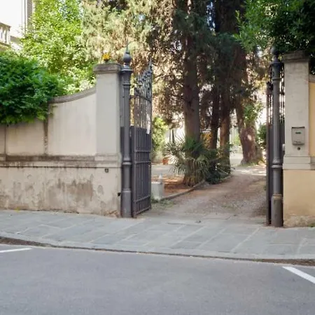 Cottage In Centro Con Parcheggio Privato * فلورنس