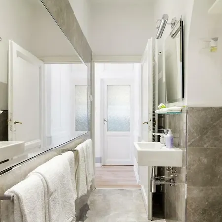 Cottage In Centro Con Parcheggio Privato فلورنس